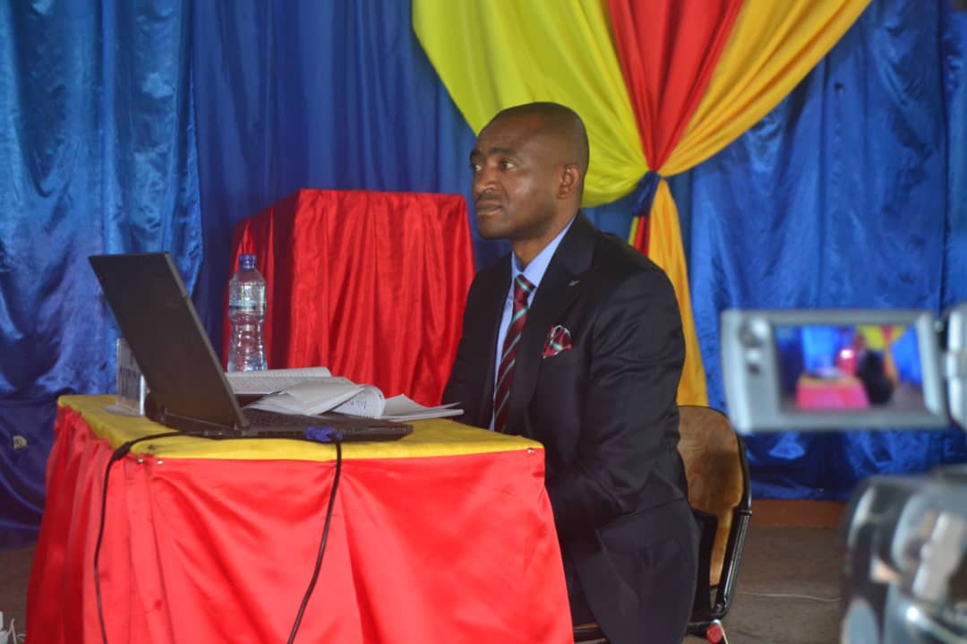 UNIKIS : Dr Gervais Muhindo et sa théorie de désarmement « forcé » des groupes armés au Nord-Kivu (Thèse)