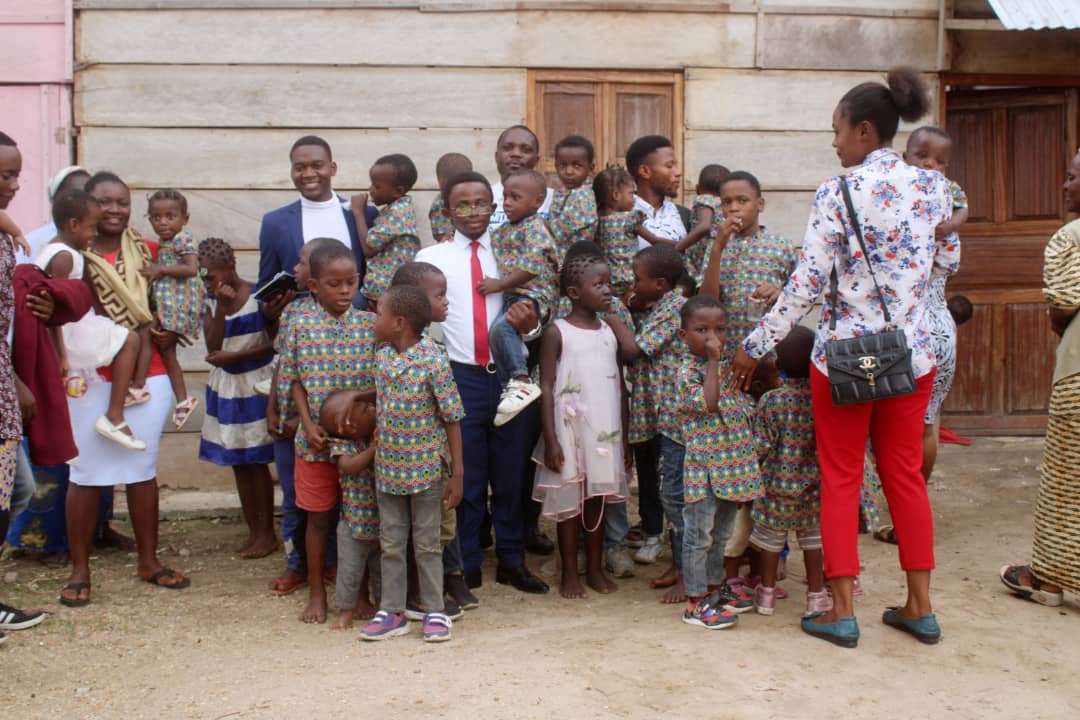Kisangani/ Mandela Day : Des enfants orphelins logés au centre Miséricorde dotés des vivres