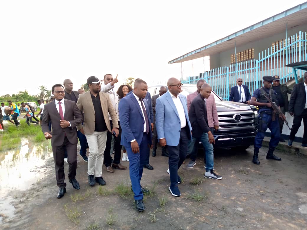 Affaires stade Lumumba: Sama Lukonde annonce des fonds pour un stade homologué